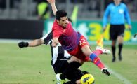 
	Joaca Steaua, zici ca-i Barcelona! Ilie Stan a mutat ca Pep Guardiola dupa o accidentare! Ce solutie SINUCIGASA a gasit cand s-a uitat la banca de rezerve:
