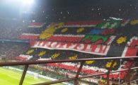 
	VIDEO SUPERB! Galeria Milanului a facut show inainte de meciul cu Barca! Super-coregrafia cu Pac-Man pregatita de fani:

