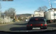
	VIDEO: Primul film porno facut intr-un camion? Asta trebuie sa fie singura explicatie!
