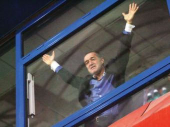 
	INCREDIBIL! Tepe de 12 mil de euro la Steaua! Becali INNEBUNESTE de nervi! Vedetele de CARTON pe care trebuie sa ceara banii inapoi
