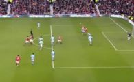 
	VIDEO: 4,2 milioane de englezi au votat: asta e cel mai tare gol din ISTORIA Premier League! Golul lui Bergkamp din 2002 e al doilea! Vezi topul: 
