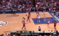 
	FABULOS! Cea mai proasta pasa din istoria NBA! Vezi unde s-a dus mingea! SUPERVIDEO
