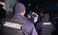 
	VIDEO: Primele imagini de la BATAIA din Sibiu! Unui suporter i-au TAIAT mana cu toporul, altuia i-au dat cu lopata in cap: "E rau de tot"

