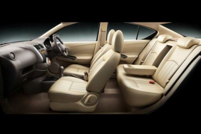 Daca asta e noul Logan, Dacia da LOVITURA! Logan 2 cu piele, Smart Key si buton de pornire? Vezi IMAGINI in premiera:
Daca asta e noul Logan, Dacia da LOVITURA! Logan 2 cu piele, Smart Key si buton de pornire? Vezi IMAGINI in premiera: