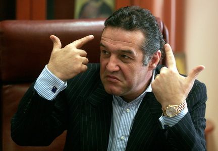 
	Becali il apara pe Porumboiu dupa MASACRUL cu Astra: &quot;Ce sa faca el daca arbitrii sunt NEBUNI?&quot; Cum declanseaza, Gigi, JIHADUL daca va fi &#39;furat&#39; cu CFR: 
