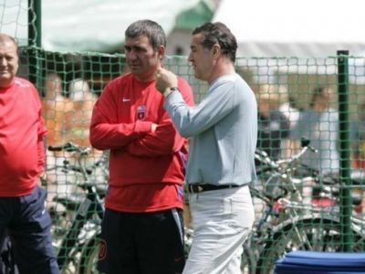 Hagi poate trimite un jucator GENIAL la Steaua: "E la fel ca mine, numarul 10, va fi sus de tot in fotbal!" Pustiul SENZATIE care vine in Ghencea inainte de Barca si Real
Hagi poate trimite un jucator GENIAL la Steaua: "E la fel ca mine, numarul 10, va fi sus de tot in fotbal!" Pustiul SENZATIE care vine in Ghencea inainte de Barca si Real