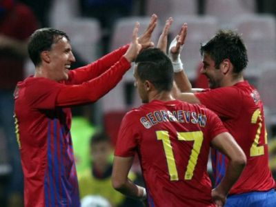 Ajax, avertizata inainte de dubla cu Steaua: "E cea mai buna echipa din Romania, joaca foarte bine!" Cei doi stelisti de care trebuie sa se teama olandezii:
Ajax, avertizata inainte de dubla cu Steaua: "E cea mai buna echipa din Romania, joaca foarte bine!" Cei doi stelisti de care trebuie sa se teama olandezii: