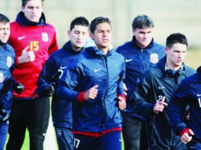 Stelistul ajuns luna asta in Primera a fost trimis in Liga a 2-a! "Am fost chemat la nationala Italiei!" Cum i-a cucerit pe noii sai colegi
Stelistul ajuns luna asta in Primera a fost trimis in Liga a 2-a! "Am fost chemat la nationala Italiei!" Cum i-a cucerit pe noii sai colegi