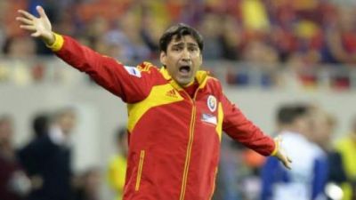
 E ceva putred la FRF: Comitet de Urgenta, discutii lungi, dar &#39;nimic&#39; concret! Cum s-au facut cei mai importanti oameni de fotbal ca nu vad nimic! Sau vad?
