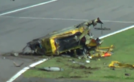 
	VIDEO Asta e tot ce-a mai ramas dintr-un Ferrari dupa un accident GROAZNIC! Faza unica pe un circuit, doi accidentati!
