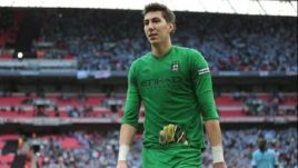 "You'll always be in my HART" Pantilimon si-a luat ADIO de la rivalul sau si de la City! Imaginea sezonului la Manchester
"You'll always be in my HART" Pantilimon si-a luat ADIO de la rivalul sau si de la City! Imaginea sezonului la Manchester