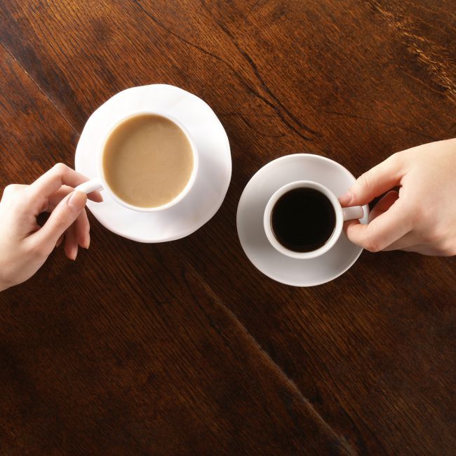 
	Care este cea mai buna bautura calda: ceaiul sau cafeaua
