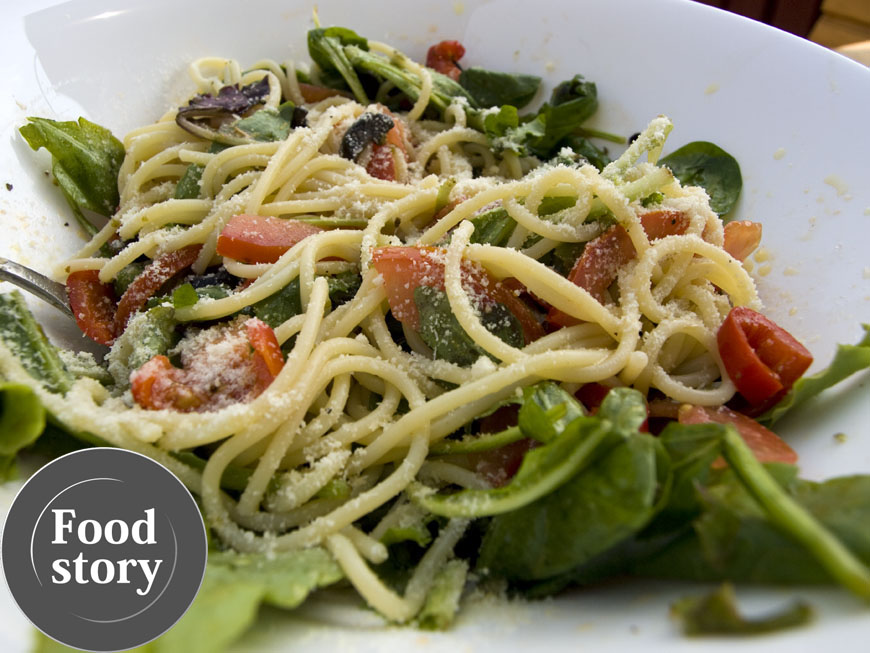 diamant Dele Erasure Testat de Foodstroy: Spaghete cu rosii, rucola si masline de la Jamie  Oliver | FoodStory | StirileProTV.ro