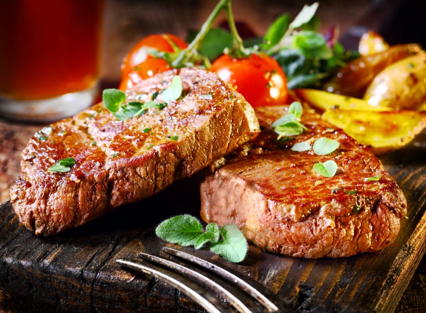 
	Vrei să gătești o friptură ca la restaurant? Îți dăm câteva trucuri simple
