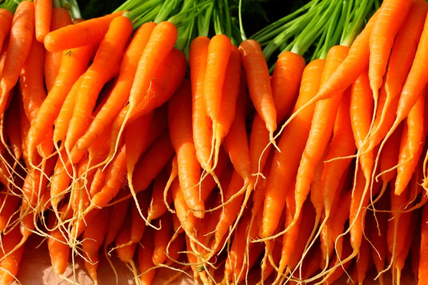 
	Culoarea care previne cancerul. 10 fructe si legume portocalii pe care sa le consumi mai des
