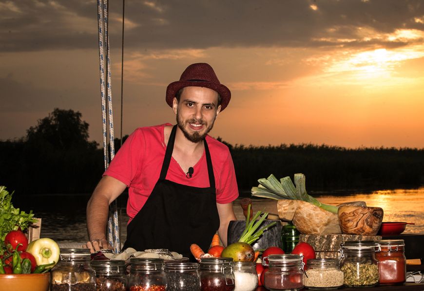 Chef Florin Scripca, pus pe gatit in show-ul “Traieste-ti vara”, la PRO TV