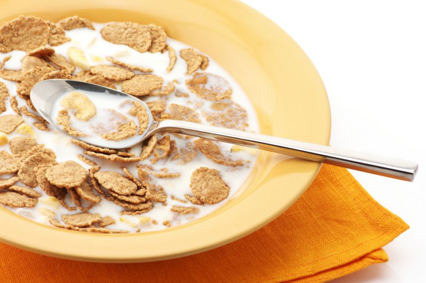 
	De ce laptele cu cereale nu este cel mai sanatos mic dejun
