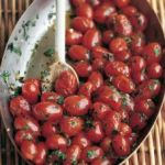 Rosii cu usturoi si ierburi aromatice