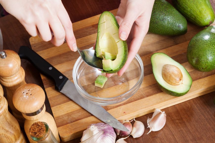 
	De ce nutritionistii compara avocado-ul cu untul
