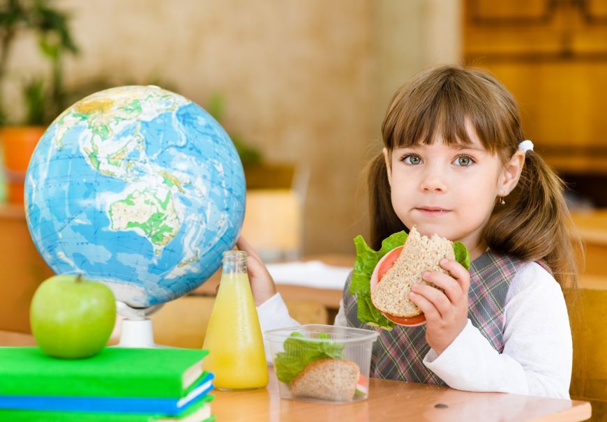 
	Ce alimente trebuie sa consume copiii pentru a fi energici si a da randament la scoala
