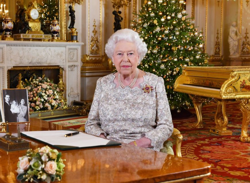 Motivul pentru care Regina își cântărește oaspeții chiar după cina de Crăciun!