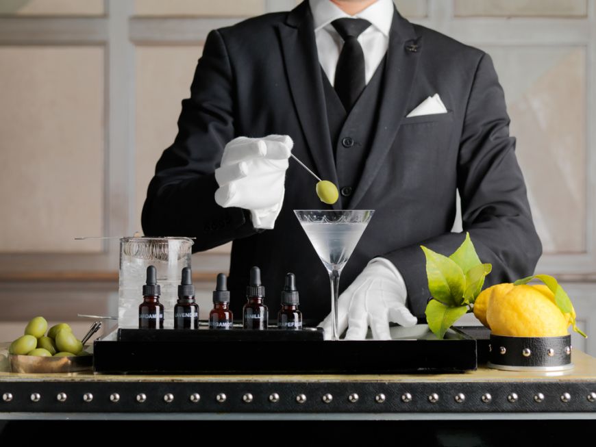 
	Acesta este cel mai bun bar din lume! Specialitatea sa: căruciorul de Martini - VIDEO
