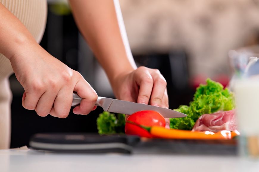 
	Cât de des ar trebui ascuțite cuțitele de bucătărie? Recomandări ale experților
