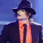 Michael Jackson, dat in judecata de avocatii care l-au aparat in procesul de pedofilie