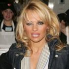 Pamela Anderson se va casatori cu fostul iubit al lui Paris Hilton