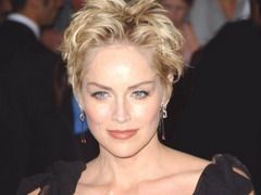 O masina apartinand lui Sharon Stone, vanduta in beneficiul bolnavilor de SIDA
