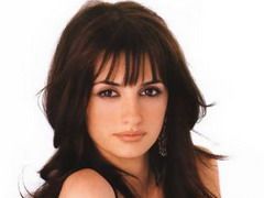 Penelope Cruz, actrita-designer in revista The ONE