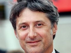 Antoine de Caunes va prezenta ceremonia de decernare a premiilor César 2008