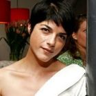 Selma Blair, confundata cu Tom Cruise