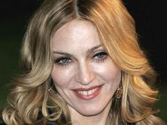 Aproape 4 milioane de dolari stransi la o gala organizata de Madonna