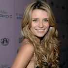 Mischa Barton isi asteapta sentinta pentru posesie de droguri