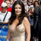 Catherine Zeta-Jones, prea batrana pentru scene de sex