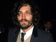 Vincent Gallo i se alatura lui Mihai Malaimare Jr. in drama “Tetro”