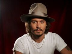 Johnny Depp, imaginea unei companii de prezervative