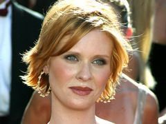 Cynthia Nixon vorbeste despre lupta cu cancerul