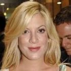 Tori Spelling e iubita de homosexuali