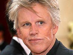 Gary Busey, evacut din casa