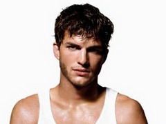 Ashton Kutcher : Nu sunt obisnuit sa merg la toaleta