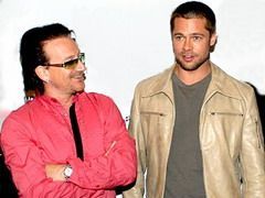 Brad Pitt l-a aniversat pe Bono