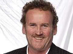 Colm Meaney este antrenor de fotbal in The Damned United