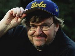 Michael Moore va lansa o continuare a documentarului “Fahrenheit 9/11”