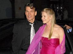 Patrick Swayze si Lisa Niemi si-au reinnoit juramintele