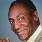 Bill Cosby isi vinde puloverele in scopuri caritabile