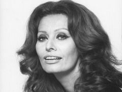 Sophia Loren: Mi-ar placea sa stau de vorba cu fantoma sotului meu