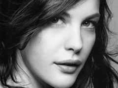 Liv Tyler a scos oamenii din cinematografe!