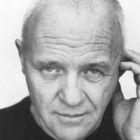 Anthony Hopkins va fi Regele Lear